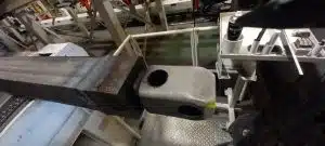 machine de gravage pièce engin de manutention