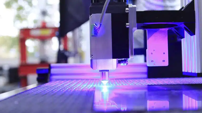 Traceability without limits: the power of laser marking in electronics